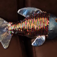 Синя риба с пайети играчка, снимка 1 - Плюшени играчки - 34634278