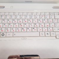 Лаптоп Toshiba Satellite L735, снимка 2 - Лаптопи за дома - 41789053