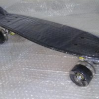 Черен светещ пениборд много модели скейтборд skateboard pennyboard, снимка 3 - Скейтборд, ховърборд, уейвборд - 35773988