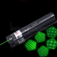 Нов Мощен зелен лазер със заключване, Акумулаторна батерия и зарядно, снимка 2 - Други игри - 41788047