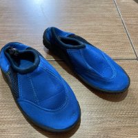 Обувки за вода , снимка 1 - Детски обувки - 41840334