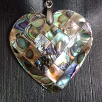 Колие със седефено сърце , снимка 1 - Колиета, медальони, синджири - 42018750
