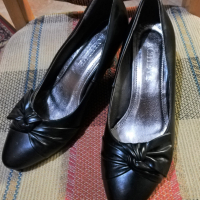 Нови дамски черни обувки, снимка 3 - Дамски обувки на ток - 36333942