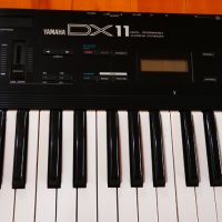 Yamaha DX11 Идеална! , снимка 1 - Синтезатори - 40267592