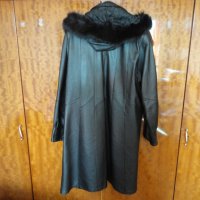 Дамско кожено палто, снимка 4 - Палта, манта - 34434800