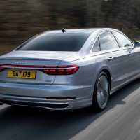 Чисто Нова Оригинална Аптечка от най-новото Audi A8, снимка 5 - Аксесоари и консумативи - 44246544