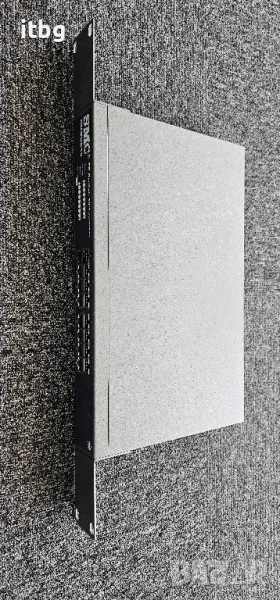 16 портов безшумен гигабитов суич , снимка 1