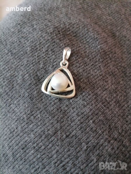 Сребърен медальон с перла, снимка 1