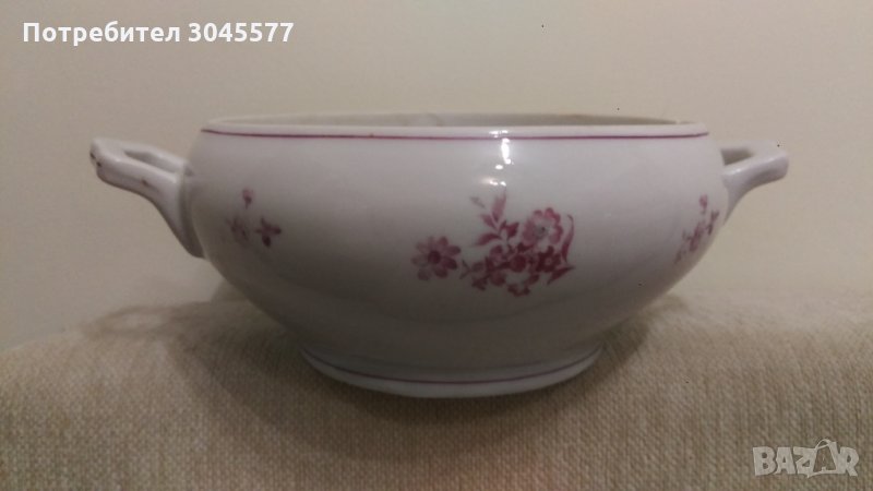 Стар порцеланов супник, снимка 1