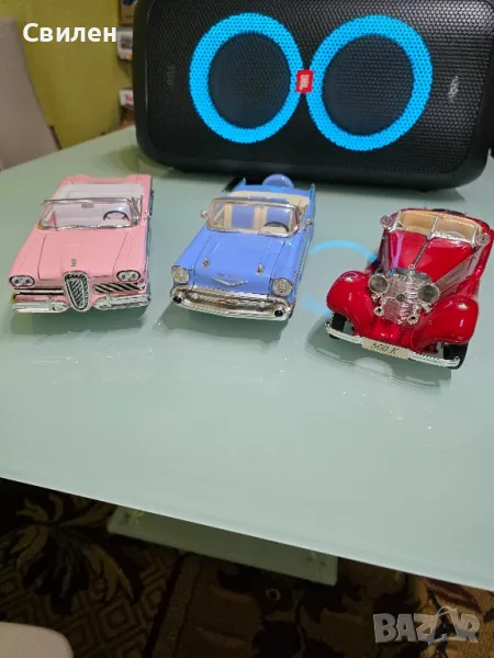 Модели  1:18, снимка 1