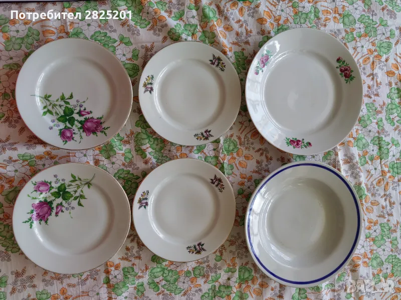 порцеланови чинии и сосиера, снимка 1