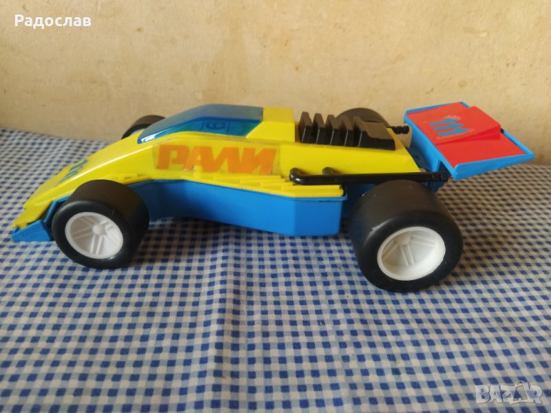 стара голяма механична количка Формула 1, снимка 1