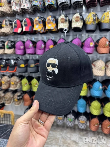 шапки с козирка karl lagerfeld Moncler calvin klein louis vuitton , снимка 1