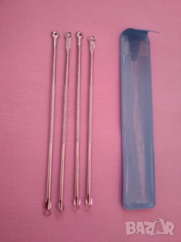 Двустранен инструмент  за отстраняване на черно-бяло акне. 