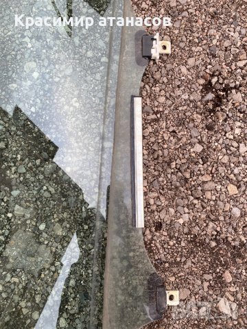 Странично стъкло Предно дясно за Тойота Аурис.2007-2012г.хечбек , снимка 3 - Части - 44160344