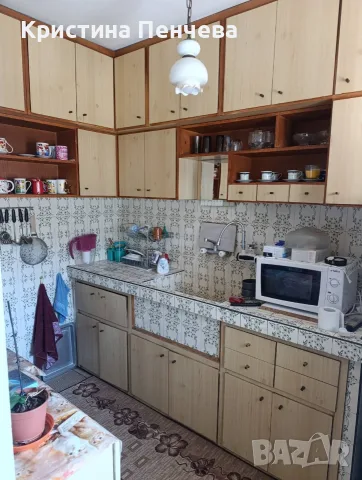 🏠 ПРОДАВА СЕ ПРОСТОРЕН АПАРТАМЕНТ С ГАРАЖ – ЦЕНТЪР, ГР. ОМУРТАГ , снимка 5 - Апартаменти - 55898419