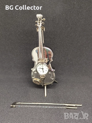 Миниатюрен часовник на акустична китара от сребърна сплав - 10см (В)