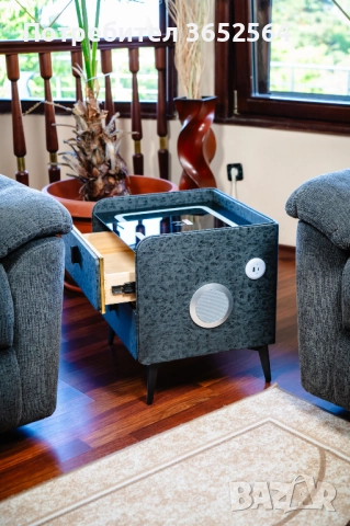 Смарт Шкаф: Моде GOLD LINE - безжично зареждане, Bluetooth стерео тонколона 20W, USB-A & USB-C, LED , снимка 2 - Шкафове - 52482555