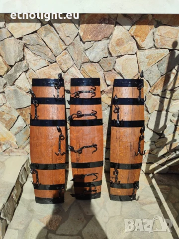 Красиви стенни закачалки от автентични реставрирани бъчви с ръчно ковано желязо , снимка 2 - Паравани - 44113072