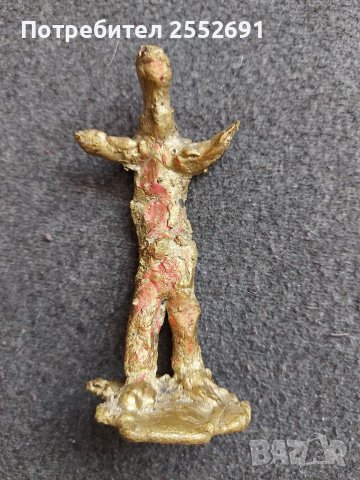 Метална пластика 