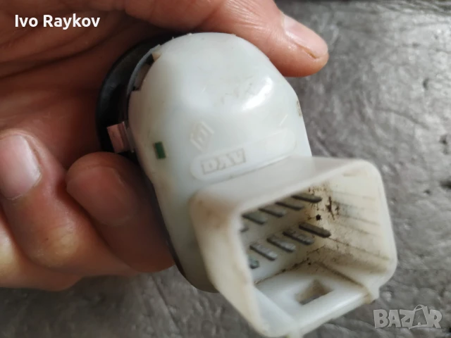 Бутон огледала за RENAULT Captur Clio MK4 , 8200676529, снимка 2 - Части - 51053425