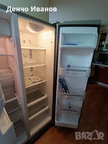 Двуврат хладилник с фризер,ледогенератор и диспендър, снимка 5 - Хладилници - 41825806