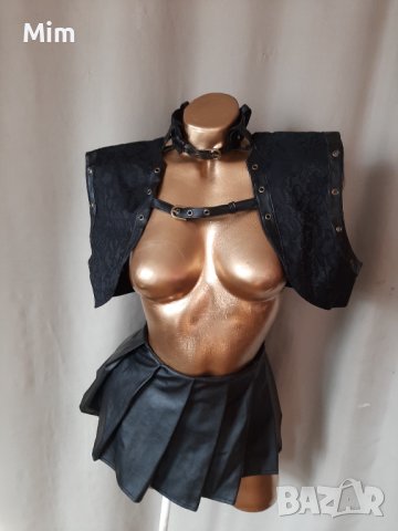 2XL/4XL К-т Черна кожена къса пола на плисета и елек за едра дама , снимка 2 - Поли - 40136893