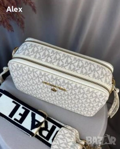 МК дамска чанта