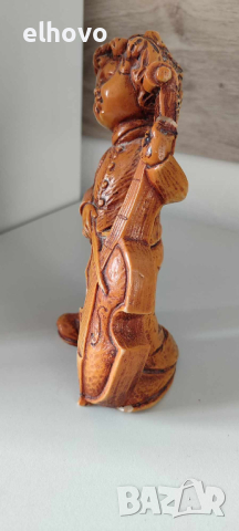 Статуетка на музикант, снимка 5 - Антикварни и старинни предмети - 44631198
