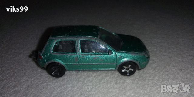 Volkswagen Golf IV GTI Majorette 1/57, снимка 4 - Колекции - 36268577