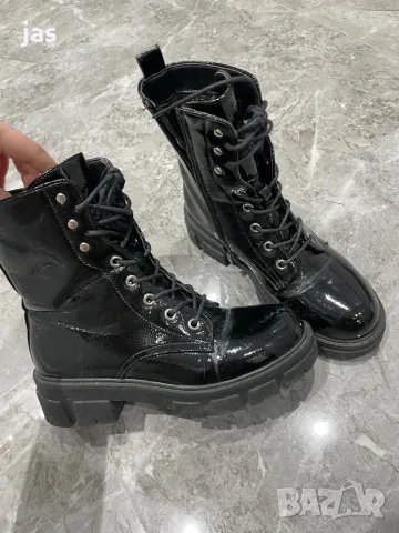 Дамски боти 36 номер, снимка 2 - Дамски боти - 48848471