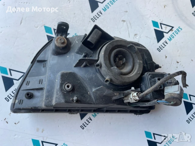 Фар за Mitsubishi L200 десен 1998-2007 г., Митсубиши Л200, снимка 2 - Части - 50711274