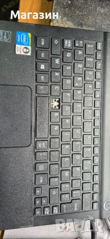Лаптоп Toshiba , снимка 2 - Лаптопи за дома - 53617808