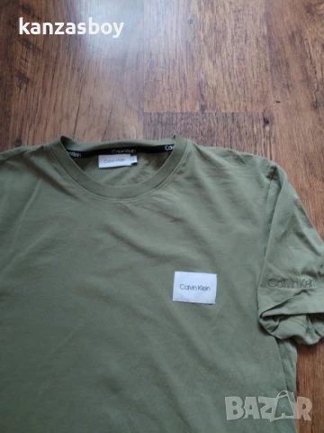 calvin klein - страхотна мъжка тениска КАТО НОВА М, снимка 3 - Тениски - 51373776