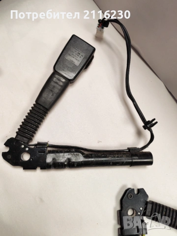 Закопчалки колани bmw f30 f31 f36, снимка 2 - Части - 53711834