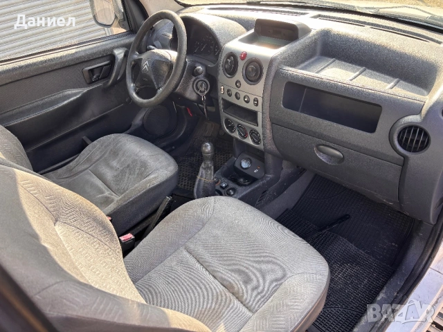 Ситроен берлинго 1.4 Газ бензин , снимка 4 - Автомобили и джипове - 53343658