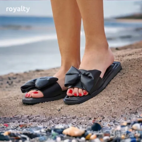 Равни чехли - черна кожа