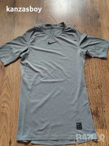 nike pro combat - страхотна мъжка тениска S КАТО НОВА , снимка 5 - Тениски - 55830101