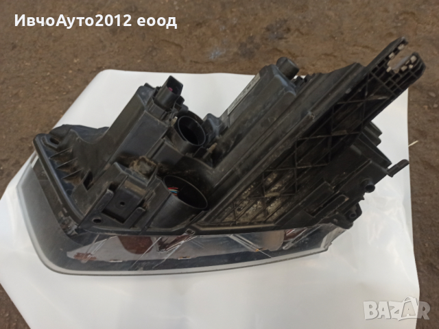 Фар десен оригинален 8U0 941 004 M Audi Q3 11-15 г, снимка 5 - Части - 44730147