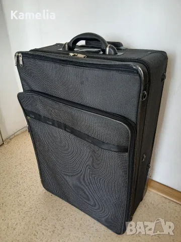 Голям куфар Stratic / Suitcase , снимка 3 - Куфари - 55837620