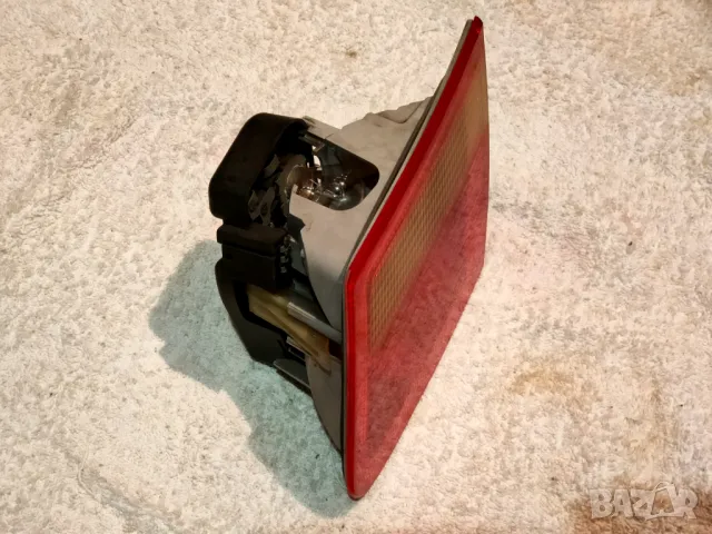 Дясна стоп светлина - вътрешна част за багажник на BMW E46 Комби, снимка 6 - Части - 48122788