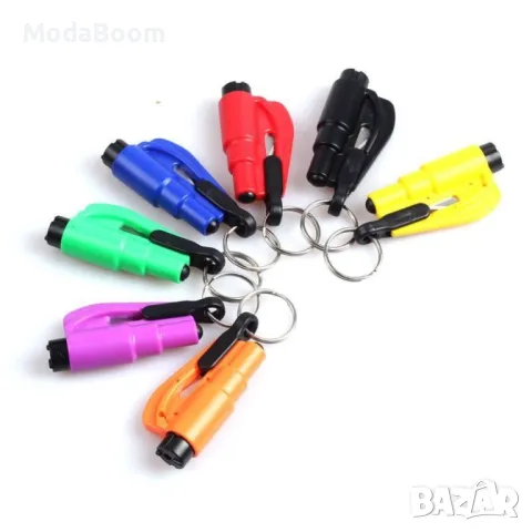 Аксесоар за разбиване на прозорец, срязване на колан и ключодържател 3 в 1, снимка 3 - Колани - 48057268