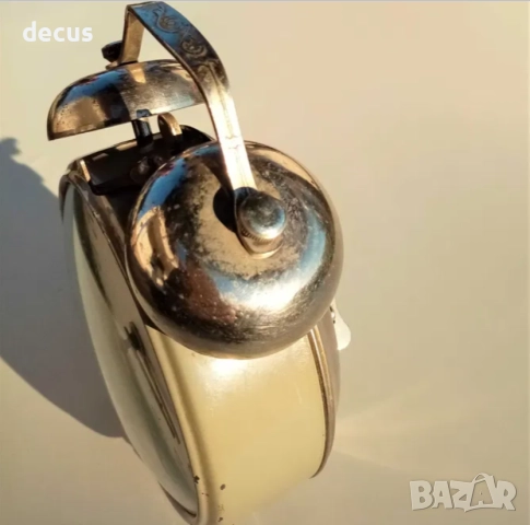 Ретро будилник Янтар JANTAR 4 jewls USSR - работещ, снимка 4 - Антикварни и старинни предмети - 51456025