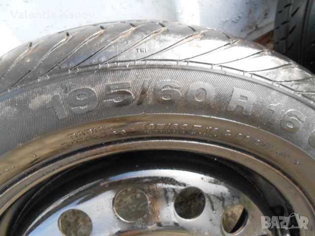 Метални джанти с гуми за Т4.Т5 летни, снимка 3 - Гуми и джанти - 53419912