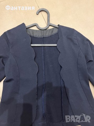 Детско сако, снимка 2 - Детски якета и елеци - 41429291