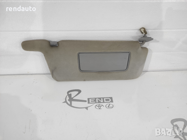 Десен сенник за Toyota Avensis Verso 2001-2009 