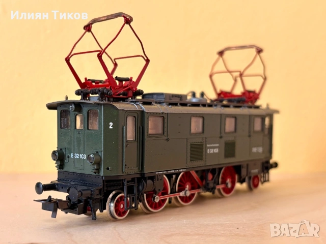 Електрически локомотив Roco E32 / BR132 H0 1:87 влак, вагон, влакче, снимка 3 - Влакчета, самолети, хеликоптери - 53777006