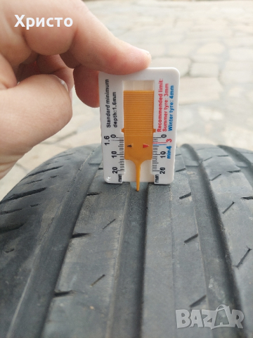 Лятна гума Maxxis 245 40 18, снимка 4 - Гуми и джанти - 44820748