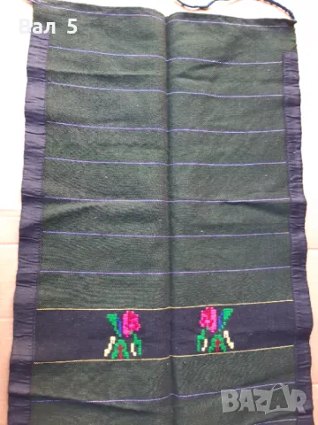 Автентична вълнена престилка , носия, снимка 3 - Антикварни и старинни предмети - 48089059