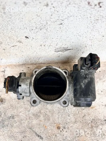 Дроселова клапа За Тойота корола версо.192300-2010.